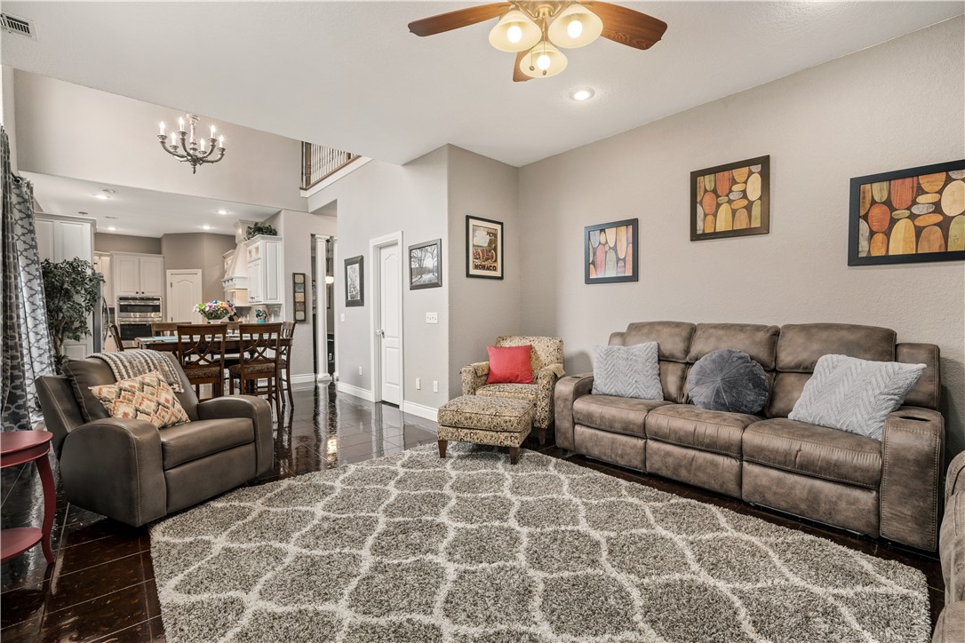 Champions Estates Rogers - Residential