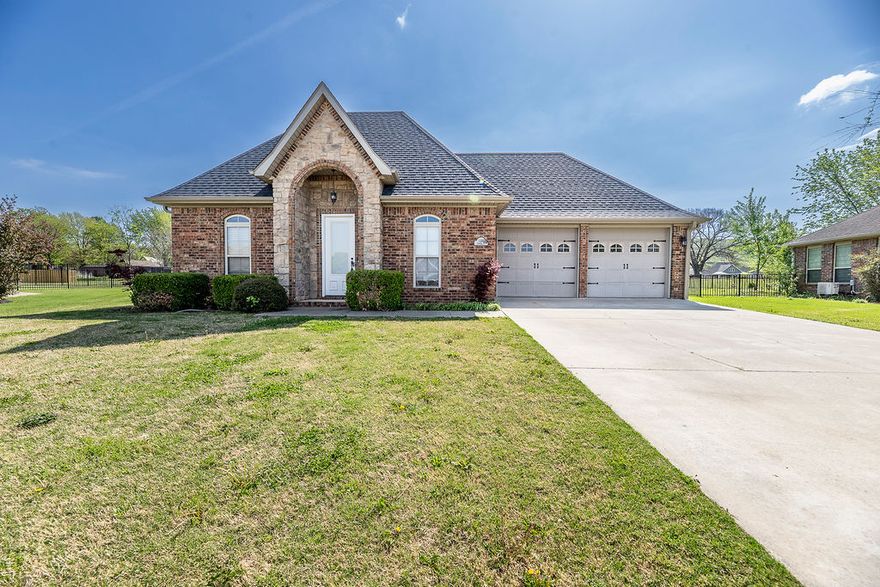 Stunning Riviera Estates Home with Mountain Views on Private Cul-de-Sac

***Recent Updates: New Carpet and Paint! 

Experience the perfect blend of luxury and comfort in this meticulously maintained 4-bedroom, 2.5-bathroom brick home located in the desirable Riviera Estates. Tucked away at the end of a quiet cul-de-sac, this 2,182 sq. ft. residence offers unparalleled peace and privacy with breathtaking southern mountain views.



• Prime Location: Situated in a friendly subdivision just minutes from the MLK Jr. Blvd exit in Fayetteville, offering the quiet charm of Farmington with city convenience.

• Bonus Features: 2-car attached garage, gas fireplace in the living room.