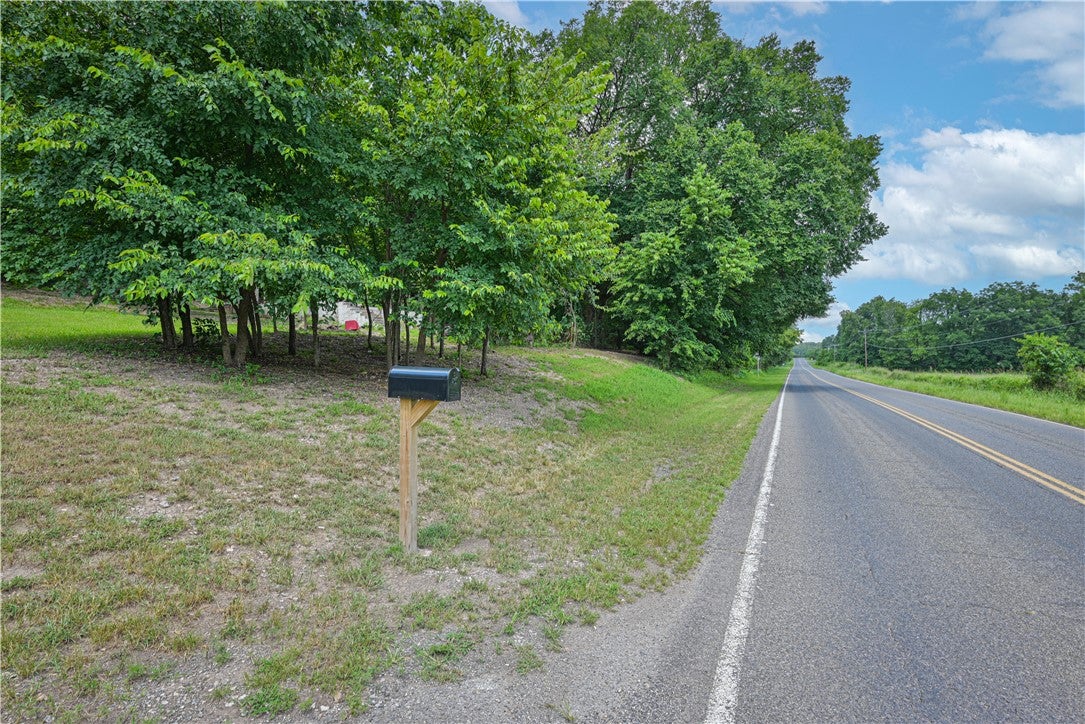 5829 Hwy 10 - Photo 2