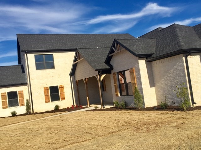 Fabulous new construction 4 bedroom/2.5 bath home in Rogers convenient to all of Northwest Arkansas. 3 car garage, security, granite countertops, beautiful hardwood flooring, central vac, open floorplan, fireplace in great room. This home is perfect for entertaining. Master on main level plus a half bath and 3 bedrooms, Bonus room and full bath on second level.