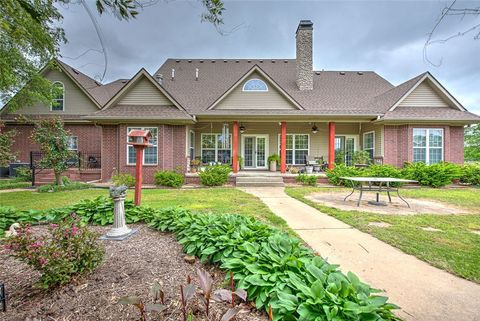 Photo of 302 Spring Creek Road, Lowell, AR 72745 (MLS # 1344089)