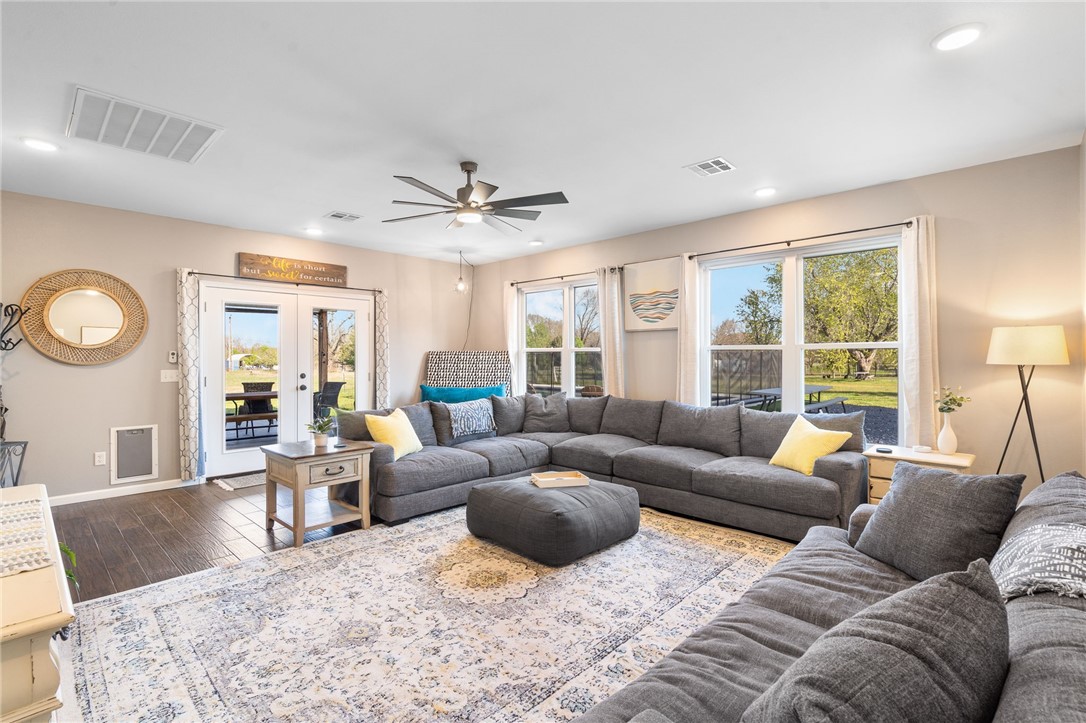 33-21-30-RURAL - Residential