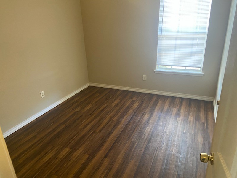 Pine Crest Add Ph I - Residential Lease