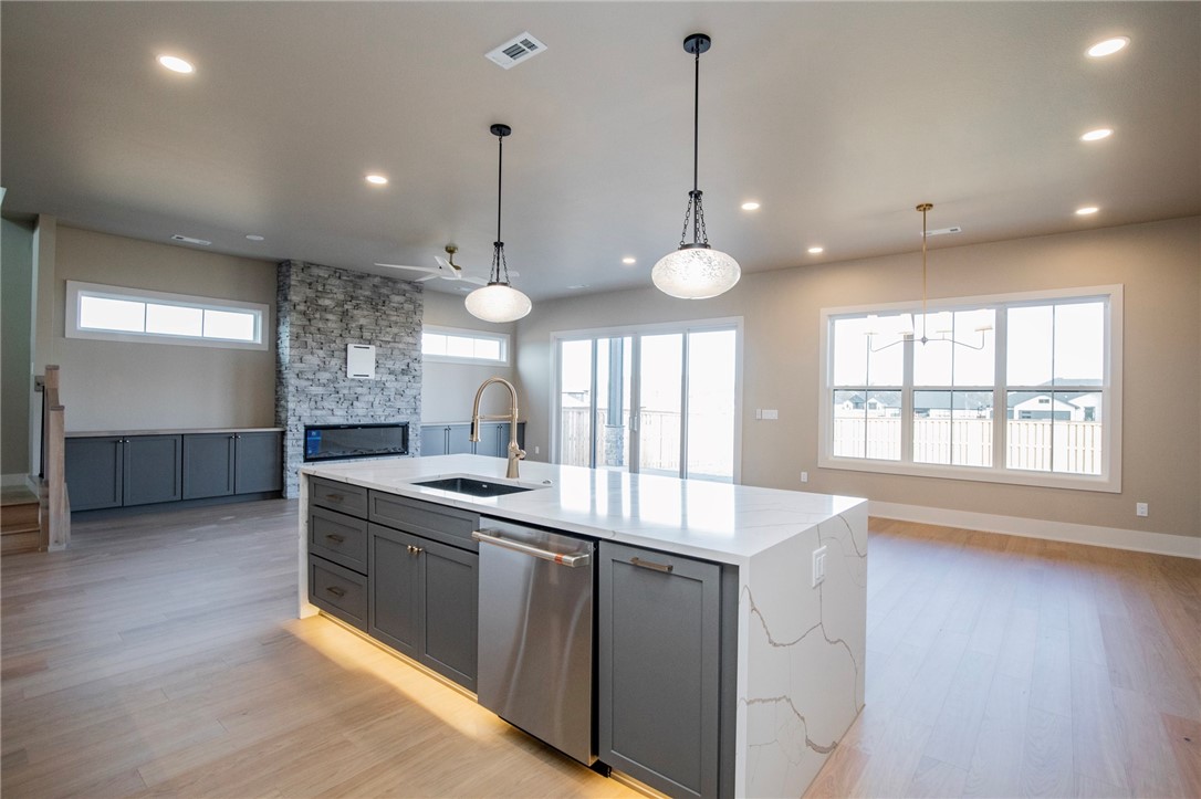 Aurora Sub Ph 3 Bentonville - Residential