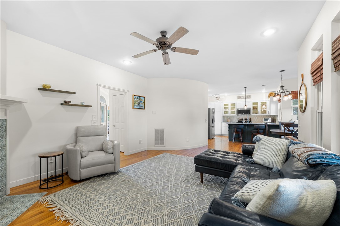 14-21-29-RURAL - Residential