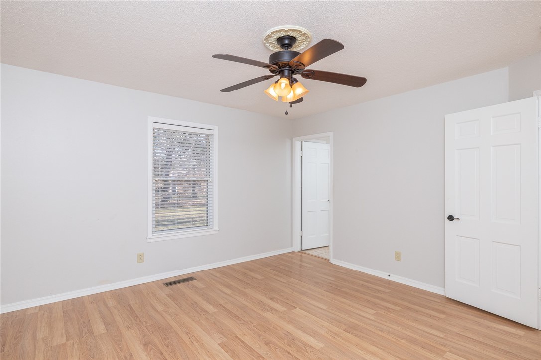 Oaks Manor Sub - Residential