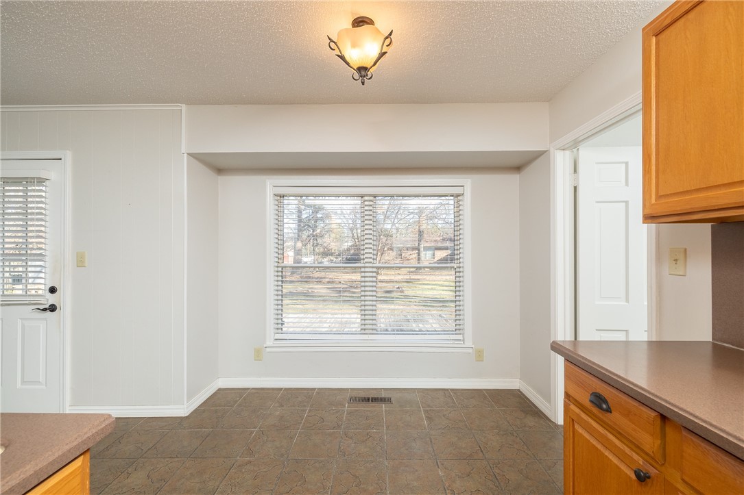 Oaks Manor Sub - Residential