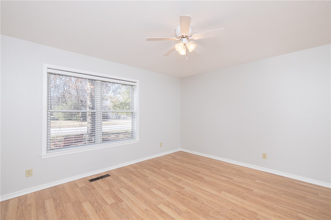 Oaks Manor Sub - Residential