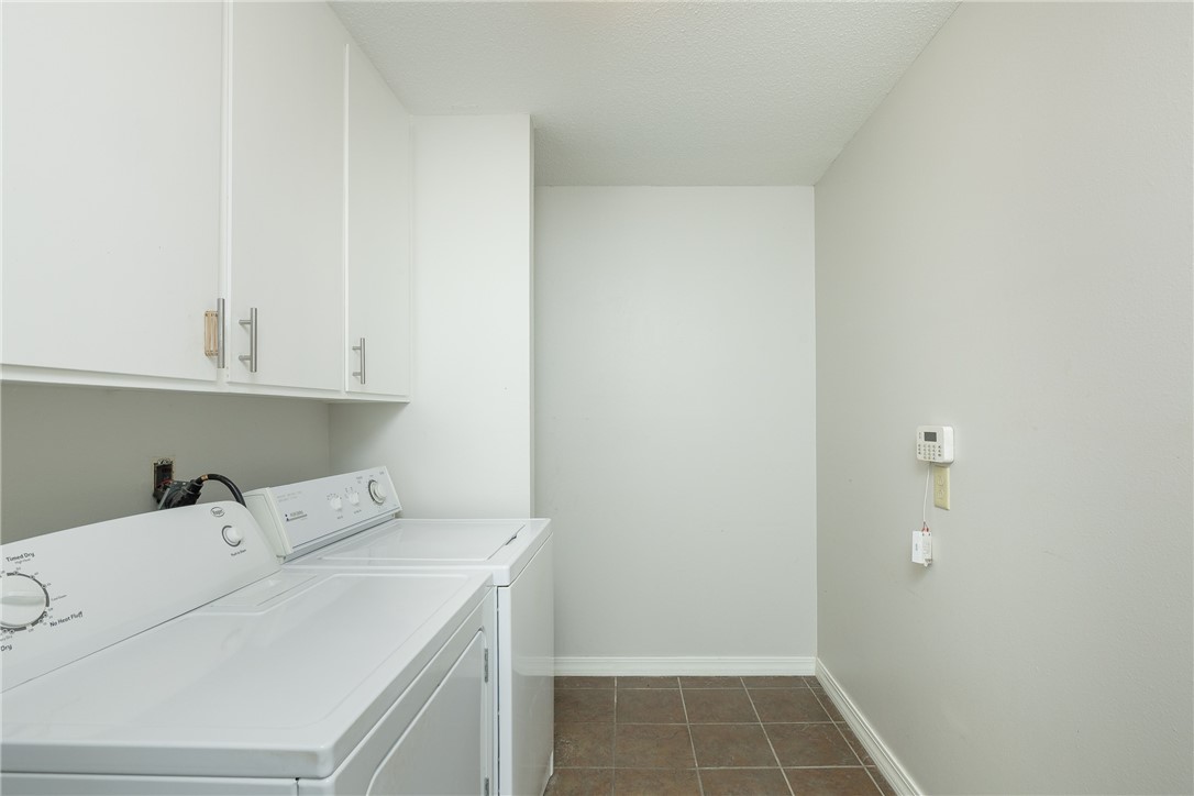 Oaks Manor Sub - Residential