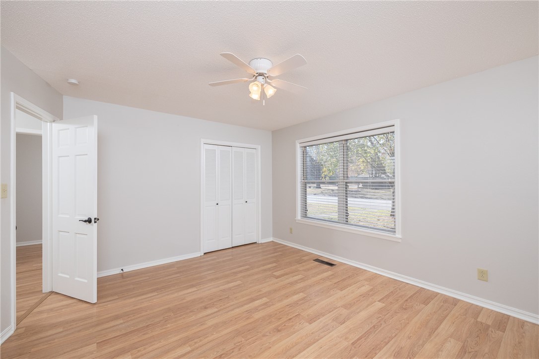 Oaks Manor Sub - Residential