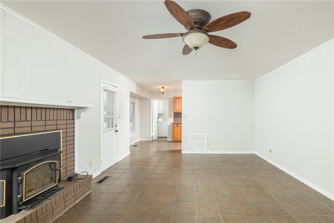 Oaks Manor Sub - Residential