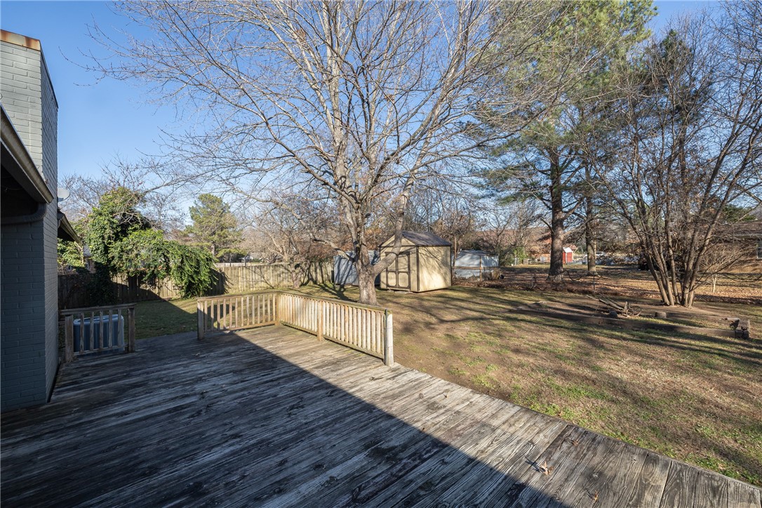 Oaks Manor Sub - Residential