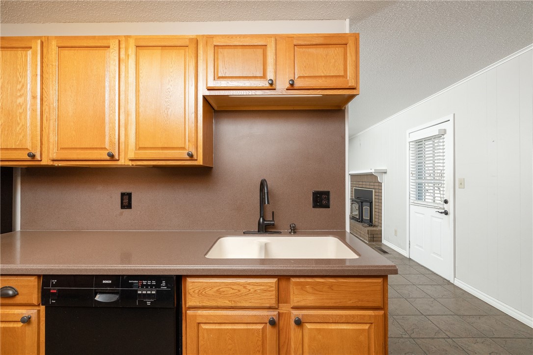 Oaks Manor Sub - Residential