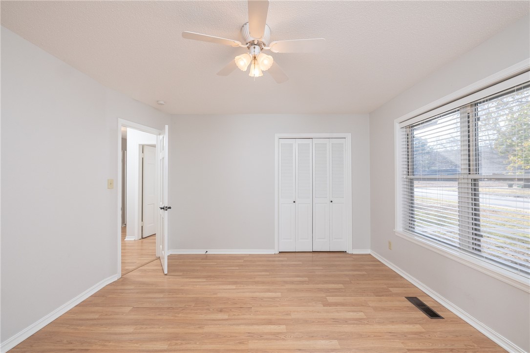 Oaks Manor Sub - Residential