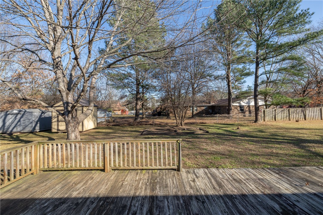 Oaks Manor Sub - Residential