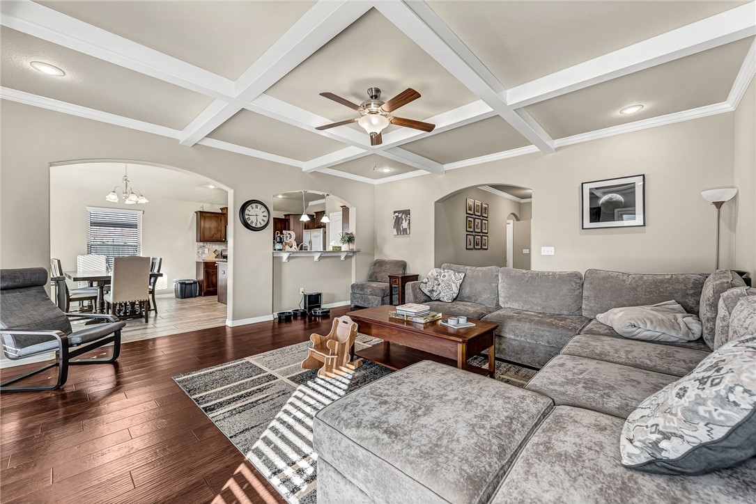 Chelsea Point Ii Rogers - Residential