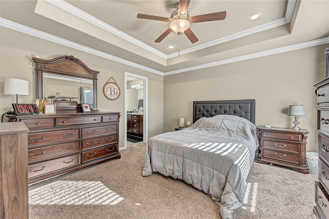 Chelsea Point Ii Rogers - Residential