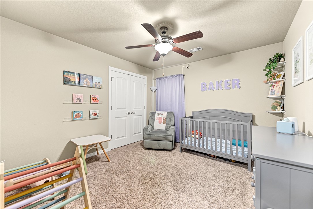 Chelsea Point Ii Rogers - Residential