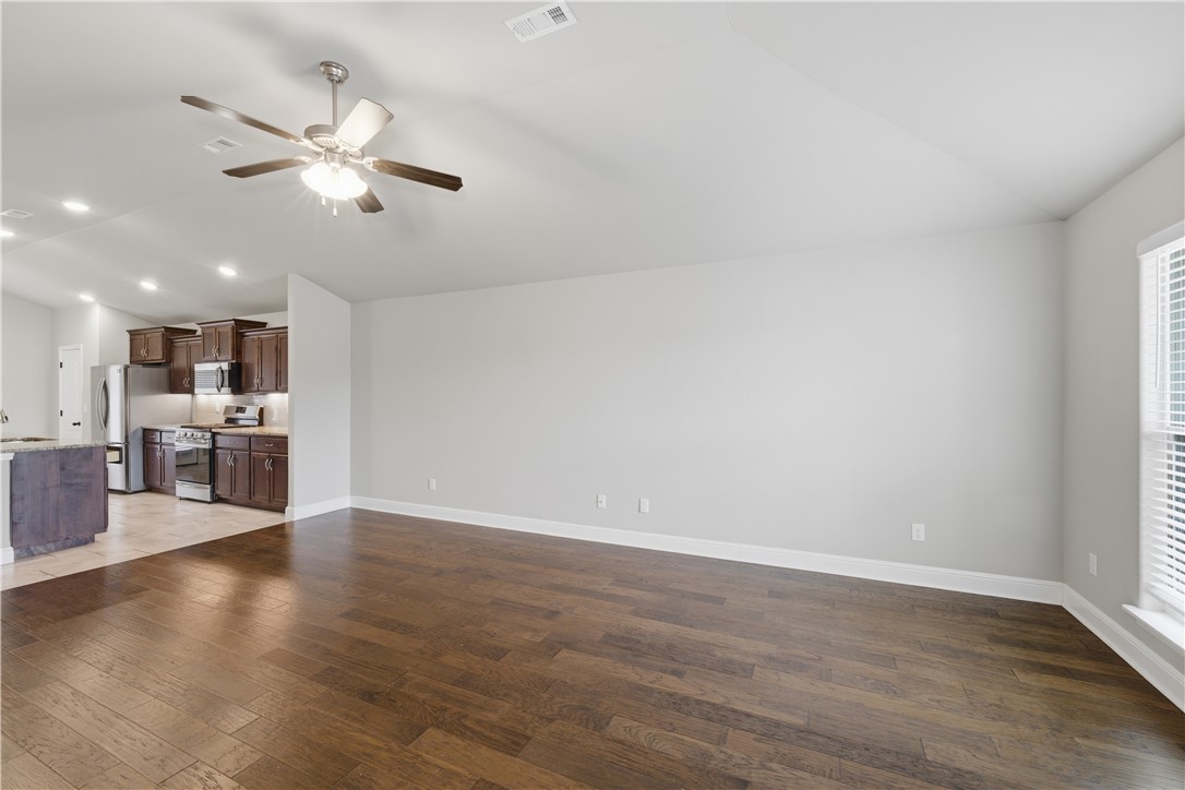 Woodward Hills Sub Ph 1 & Ph 2 Highfill - Residential