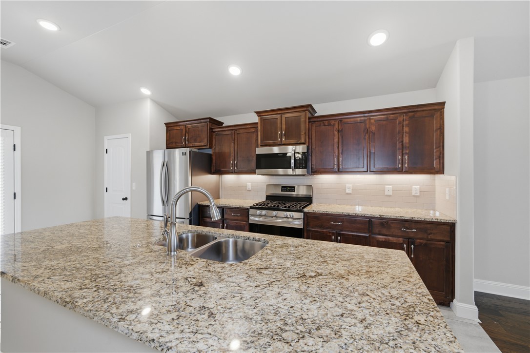 Woodward Hills Sub Ph 1 & Ph 2 Highfill - Residential