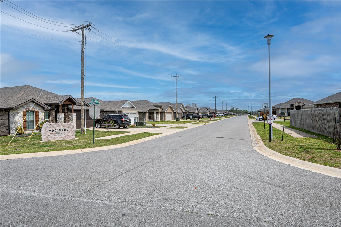 Woodward Hills Sub Ph 1 & Ph 2 Highfill - Residential