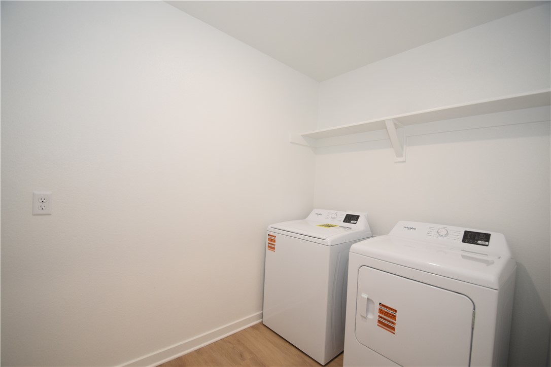 Wagon Wheel Crossing - Residential Lease