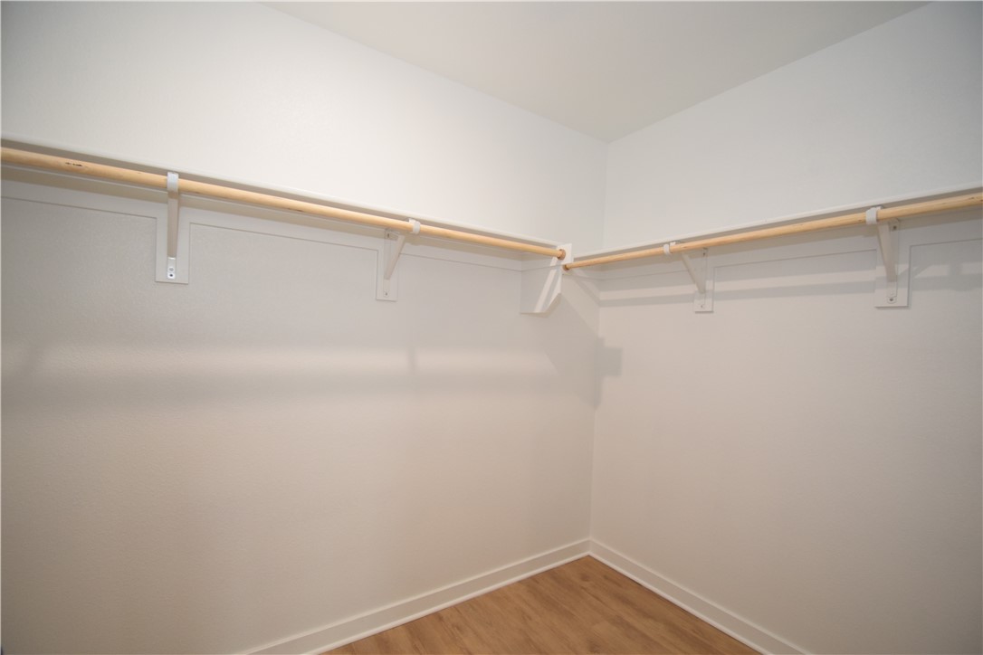 Wagon Wheel Crossing - Residential Lease