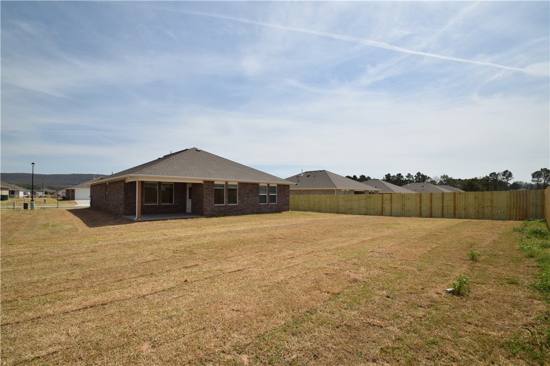 Wagon Wheel Crossing - Residential Lease