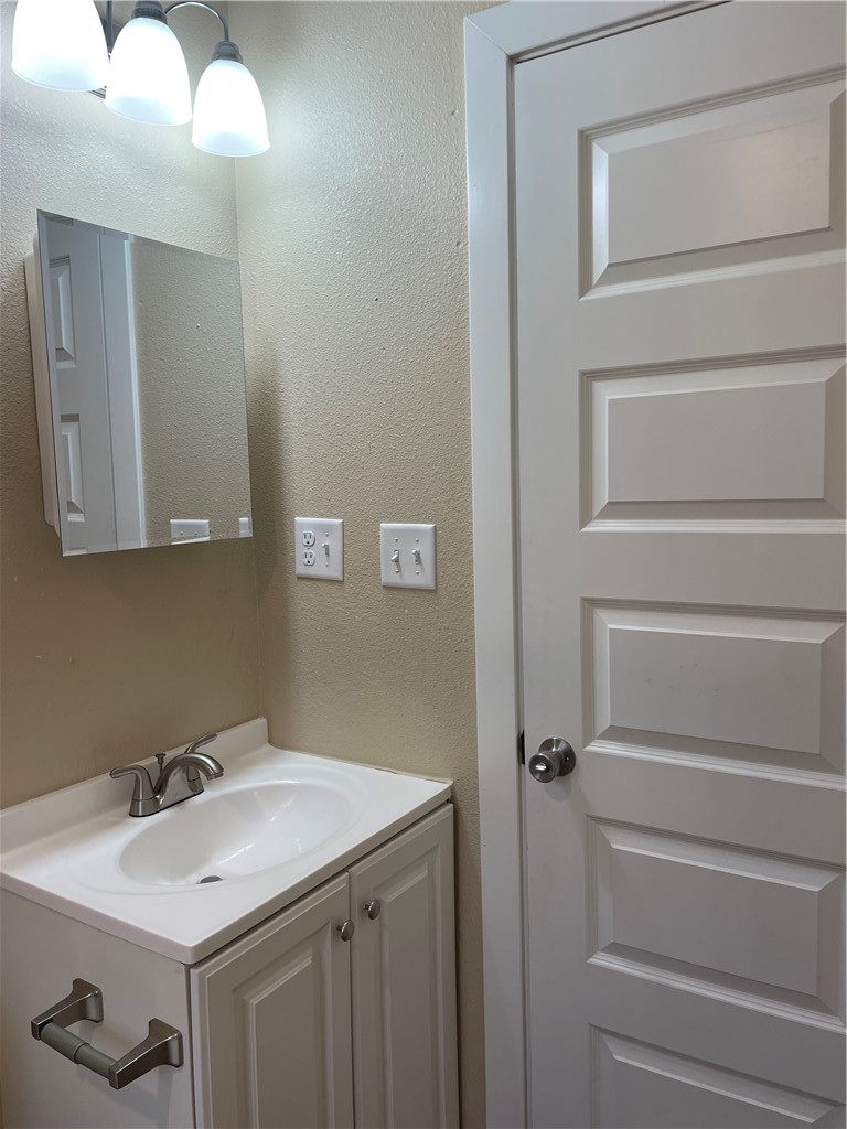 Fayetteville Outlots - Residential Lease