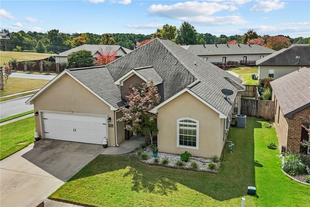 5529 Village Trace