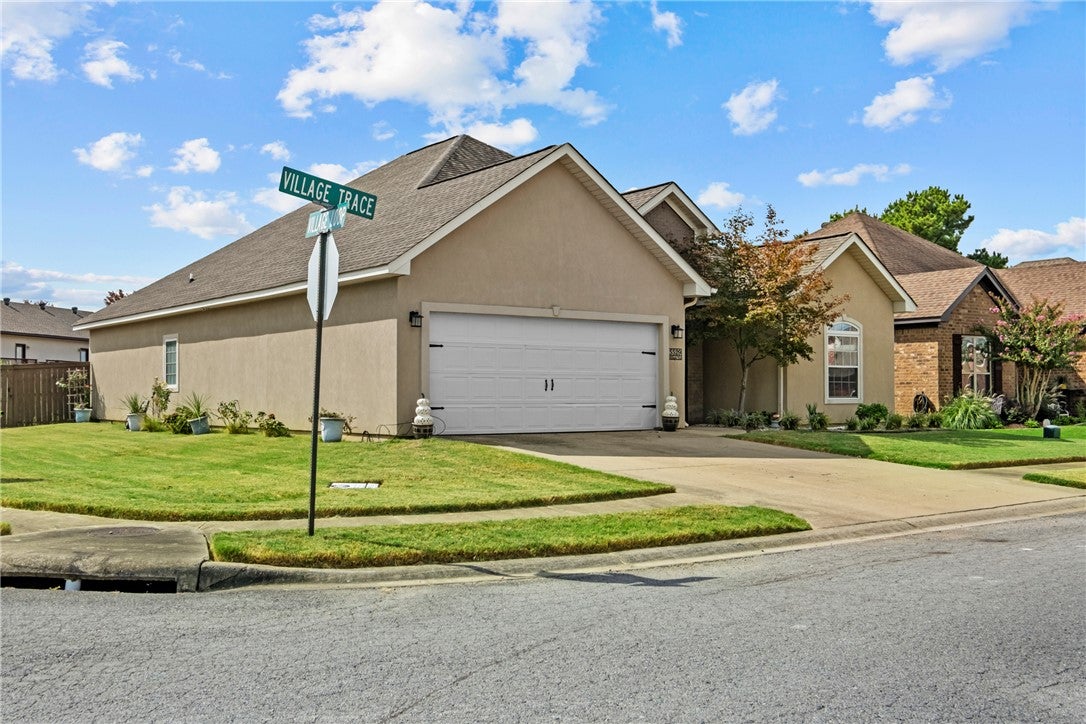 5529 Village Trace