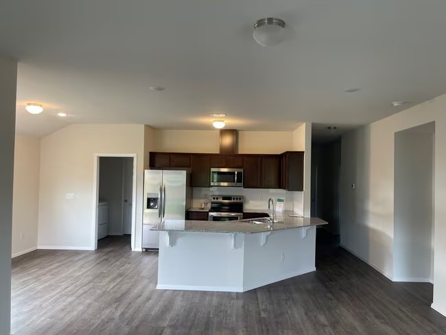 Crystal Spgs Village Ph I - Residential Lease