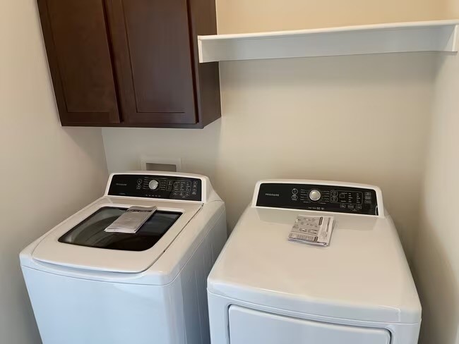 Crystal Spgs Village Ph I - Residential Lease