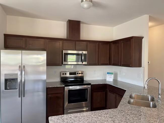 Crystal Spgs Village Ph I - Residential Lease