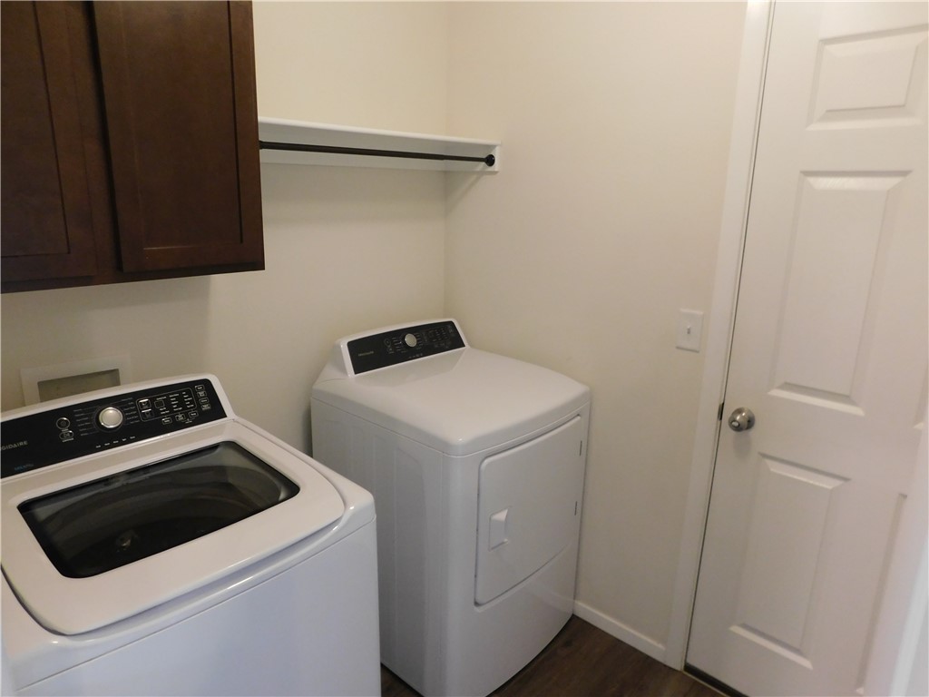 Crystal Spgs Village Ph I - Residential Lease