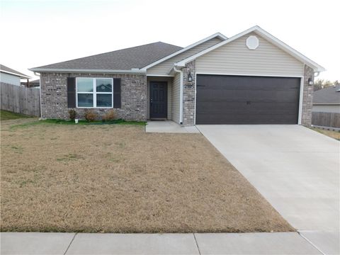 Photo of 2995 W Azurite Street, Fayetteville, AR 72704 (MLS # 1330538)