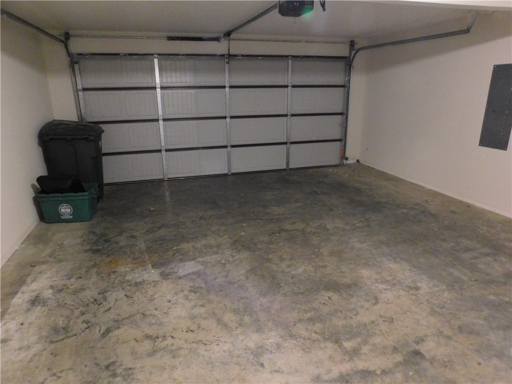 Crystal Spgs Village Ph I - Residential Lease