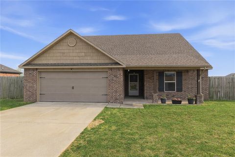 1221 General McCrae Drive Prairie Grove AR 72753