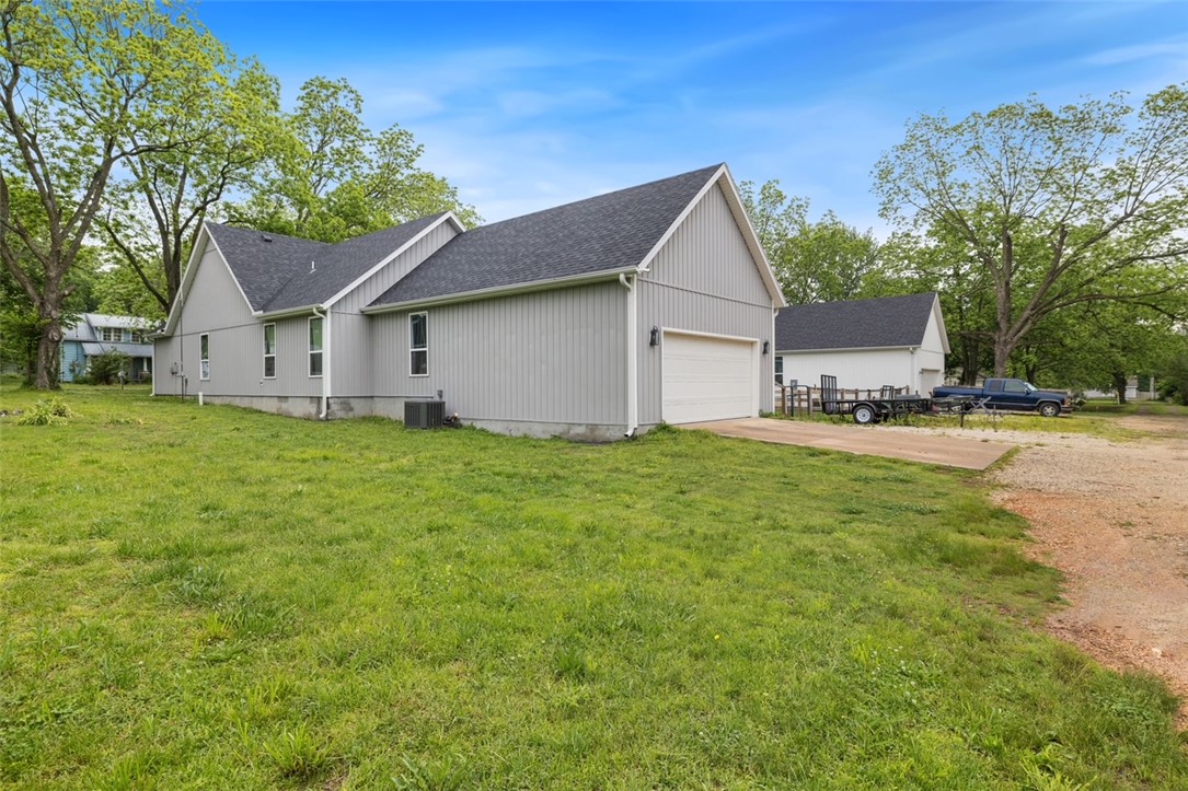 Lincoln Outlots - Residential