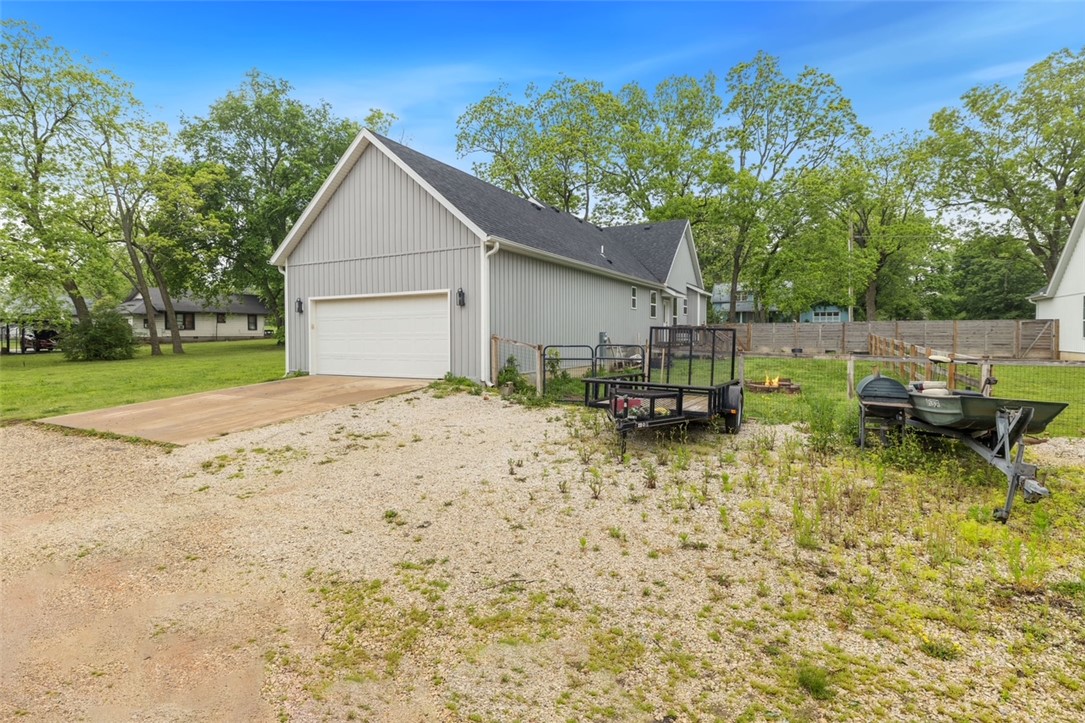 Lincoln Outlots - Residential
