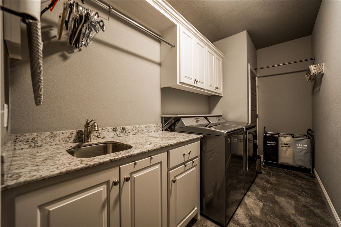 Iveys Ph Ii, The Rogers - Residential