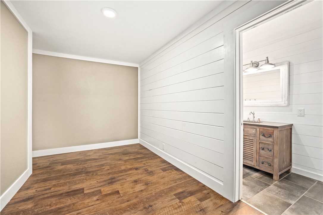 Greenland Original - Residential