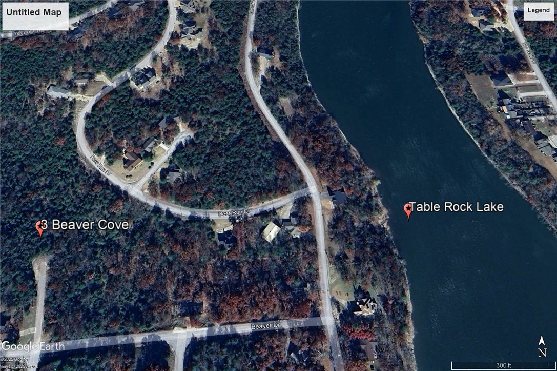 Ready to build your dream home? Quiet and gently wooded on a cul-de-sac, this lot offers the best of both worlds. Enjoy the amenities in Holiday Island like golf courses, a country club, swimming, tennis and a marina with a fishing dock or watch the local fauna from your front porch! Nearby Eureka Springs or Rogers offers great shopping and vibrant cultural hubs.