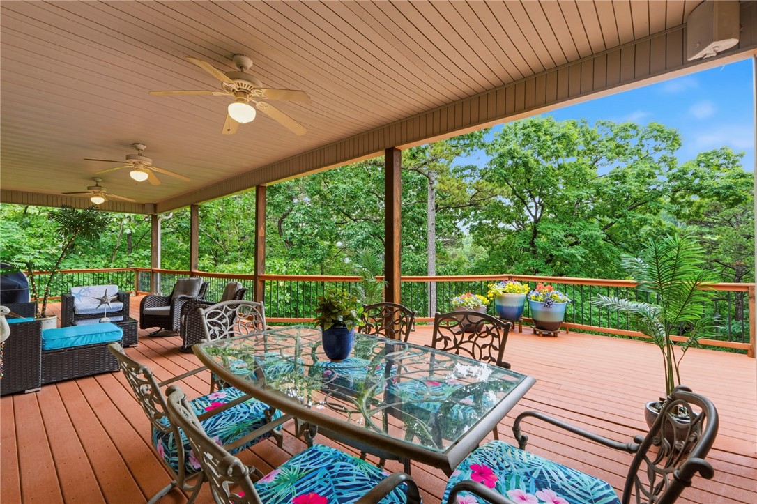 Point At Falls Hollow, The - Residential