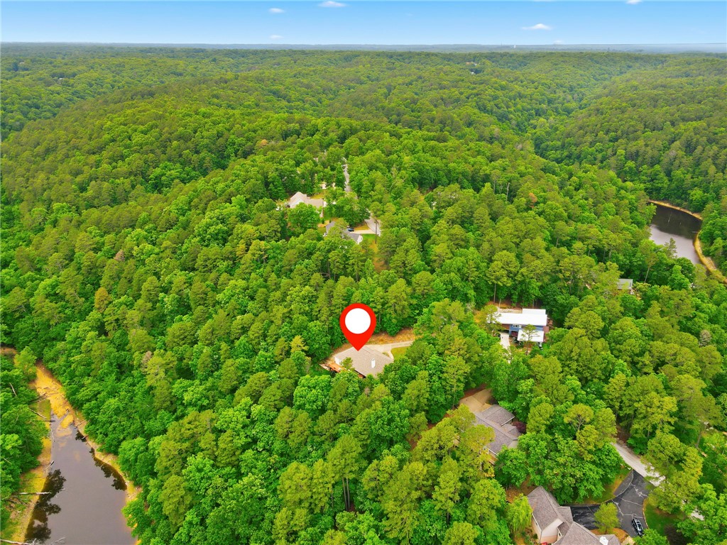 Point At Falls Hollow, The - Residential