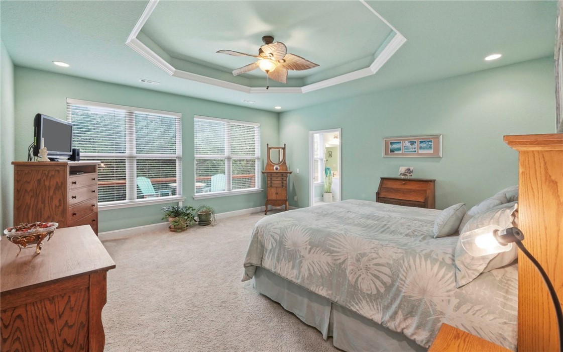 Point At Falls Hollow, The - Residential