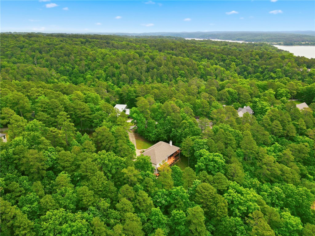 Point At Falls Hollow, The - Residential