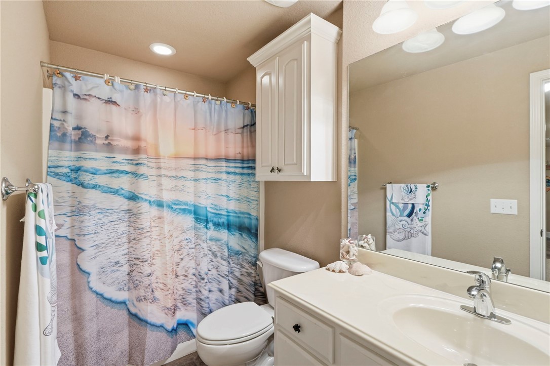 Point At Falls Hollow, The - Residential