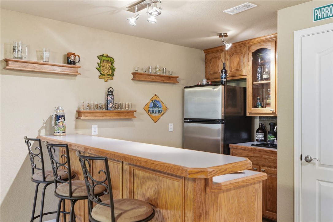 Point At Falls Hollow, The - Residential
