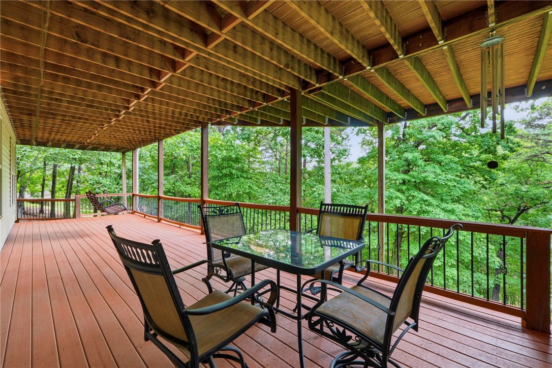 Point At Falls Hollow, The - Residential